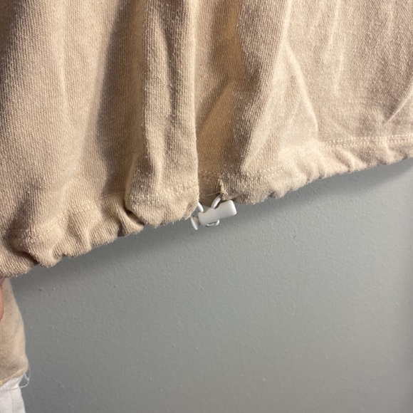 Tan and white extra small garage hoodie/sweatshirt - Picture 5 of 5